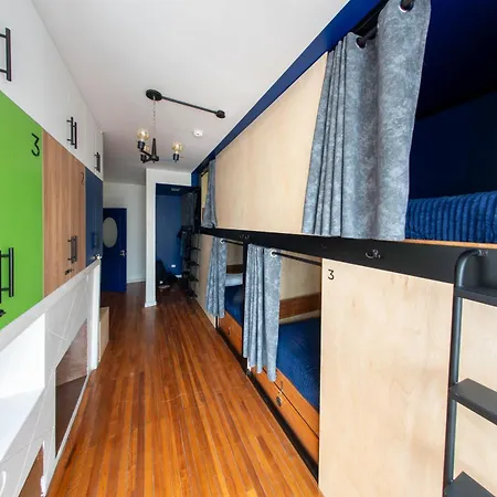 Community Hostel Quito Exterior photo