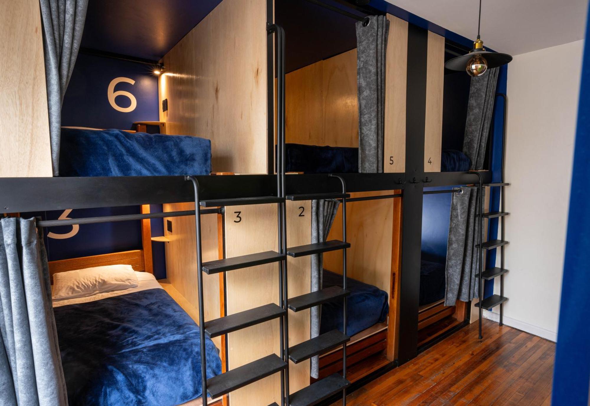 Community Hostal *